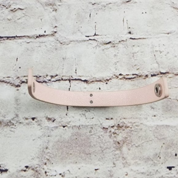 BCBGeneration Light Pink Faux Leather Bow Bracelet Glam Vegan Classic Preppy - Picture 5 of 8